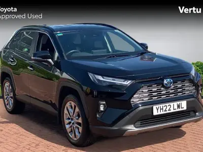 Używany Toyota RAV4 218 KM (160 kW) 2025 SUV