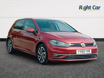Used VW Golf VII Edition 130 HP (95 kW) 2020 Red Hatchback