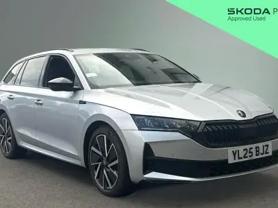 Used Skoda Octavia SportLine 150 HP (110 kW) 2025 Silver Estate
