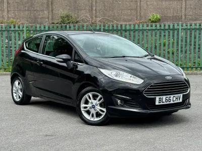 Used Ford Fiesta Zetec 82 HP (60 kW) 2016 Black Hatchback