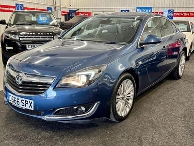 Used Vauxhall Insignia 170 HP (125 kW) 2016 Blue Hatchback