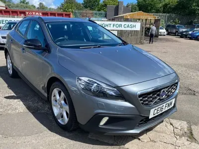 Used Volvo V40 2016