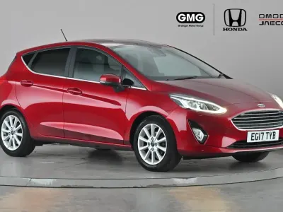Used Ford Fiesta Titanium 100 HP (73 kW) 2017 Red Hatchback
