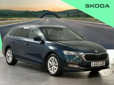 Used Skoda Octavia SE L 147 HP (108 kW) 2022 Blue Estate