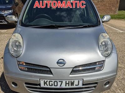 Begagnad Nissan Micra 2007 Silver Halvkombi