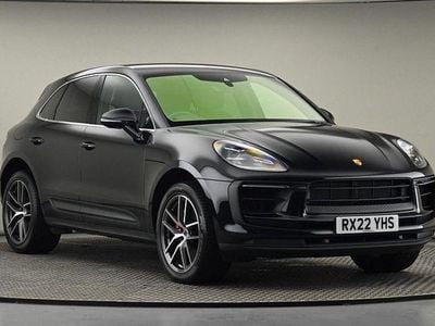 Black Used 2022 Porsche Macan SUV | £48,200 (Super price)