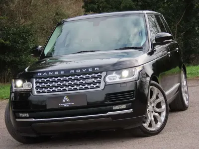 Used Land Rover Range Rover Vogue 306 HP (225 kW) 2015 Black SUV