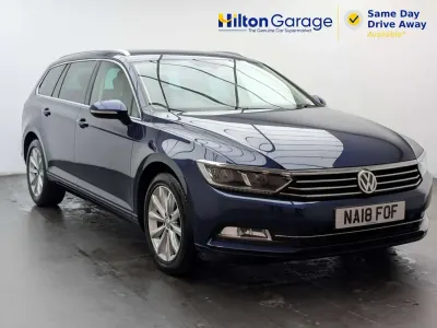 Używany VW Passat Business 120 KM (88 kW) 2018 Niebieski Kombi