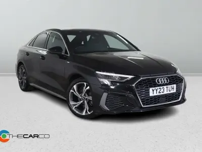 Używany Audi A3 S-Line 2023 Czarny Sedan/Limuzyna