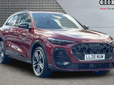 New Audi Q5 Black Edition 204 HP (150 kW) 2026 Red SUV
