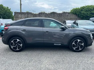 Używany Citroën C4 PureTech 128 KM (94 kW) 2023 Szary SUV