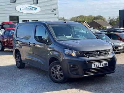 Used Peugeot Partner Premium 131 HP (96 kW) 2023 Grey MPV