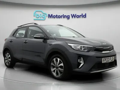 Used Kia Stonic 99 HP (72 kW) 2022 Grey SUV