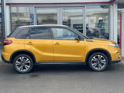 Used Suzuki Vitara SZ5 2024 Dbh  solar yellow / black roof SUV
