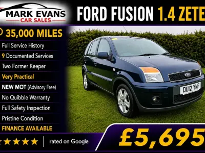 Used Ford Fusion Zetec 2012 Blue Hatchback