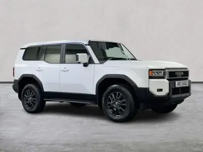 Novo Toyota Land Cruiser 205 HP (150 kW) 2025 Branco