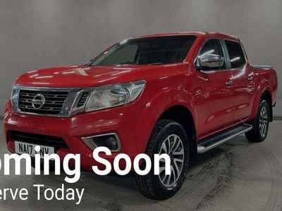 Red Used 2017 Nissan Navara N-Connecta Pickup | £8,950 (Expensive)