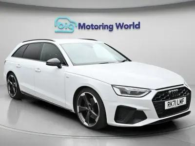 Usado Audi A4 Black Edition 163 HP (119 kW) 2021 Branco Carrinha