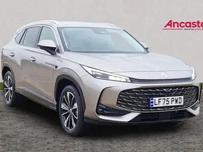 Usado MG HS SE 2026 Plateado SUV
