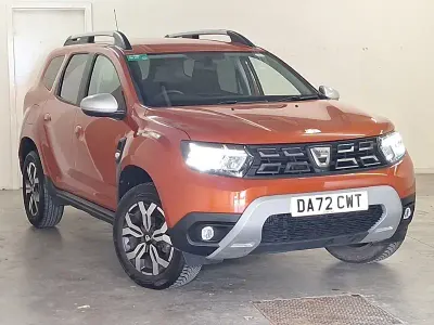 Used Dacia Duster Prestige 130 HP (95 kW) 2022 Orange SUV