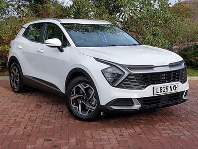 White Used 2025 Kia Sportage SUV | £25,298 (Super price)