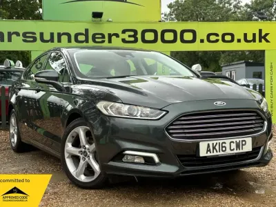 Used Ford Mondeo Titanium 160 HP (117 kW) 2016 Green Hatchback