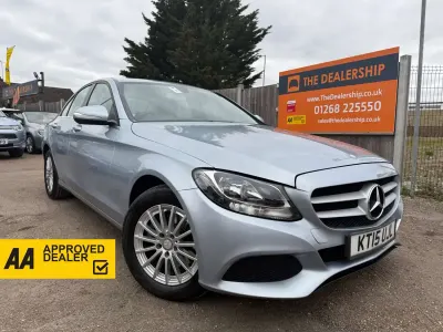 Usado Mercedes C200 Executive 184 HP (135 kW) 2015 Prateado Sedan