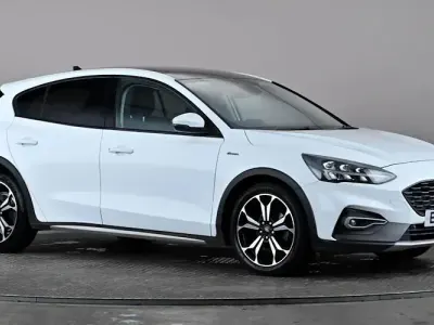 Used Ford Focus Active X 155 HP (114 kW) 2021 White Hatchback