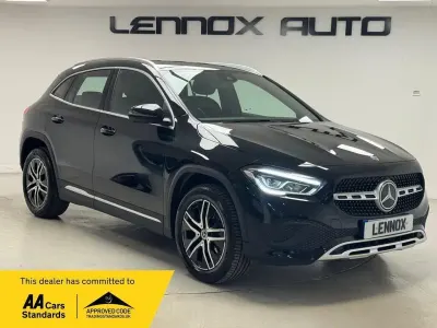 Usado Mercedes GLA200 163 HP (119 kW) 2020 Preto SUV
