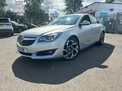 Used Vauxhall Insignia SRi 134 HP (98 kW) 2015 Silver Hatchback