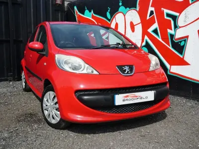 Used Peugeot 107 68 HP (50 kW) 2007 Red Hatchback