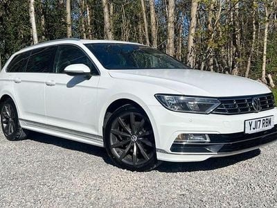 Begagnad VW Passat R-line 150 HK (110 kW) 2017 Vit Kombi