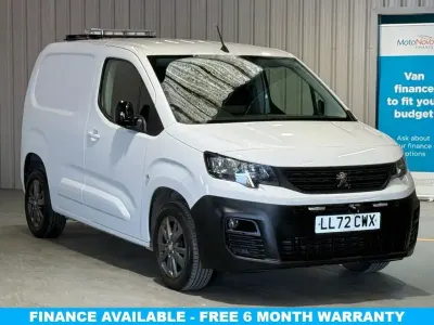 Used Peugeot Partner Premium 131 HP (96 kW) 2022 White MPV