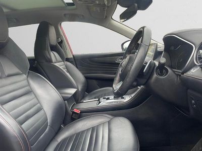 Used MG HS Exclusive 160 HP (117 kW) 2023 Red SUV