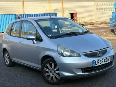 Used Honda Jazz SE 81 HP (59 kW) 2008 Silver Hatchback