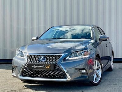 Lexus CT200h
