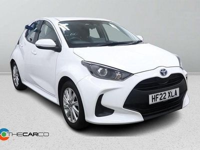 Used Toyota Yaris Hybrid 116 HP (85 kW) 2022 White Hatchback