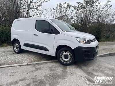 Used Citroën Berlingo 100 HP (73 kW) 2023 White MPV