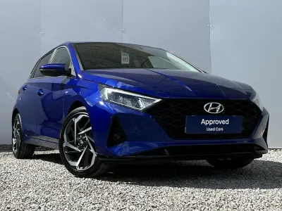 Used Hyundai i20 Premium 99 HP (72 kW) 2023 Blue Hatchback