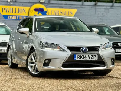 Used Lexus CT200h 134 HP (98 kW) 2014 Silver Hatchback