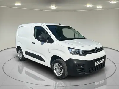 Used Citroën Berlingo 75 HP (55 kW) 2021 White MPV