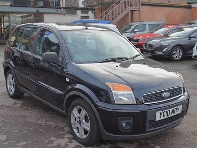 Black Used 2010 Ford Fusion Zetec Hatchback | £3,995 (Fair price)