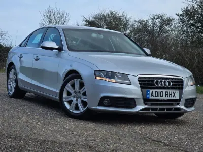 Second-hand Audi A4 Design 143 CP (105 kW) 2010 Argintiu Berlinǎ