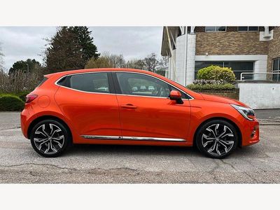Used Renault Clio V Version S 90 HP (66 kW) 2021 Orange  Hatchback