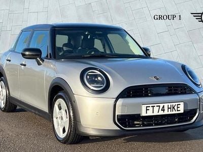 Silver Used 2024 Mini Cooper Hatch Hatchback | £21,990 (Good price)