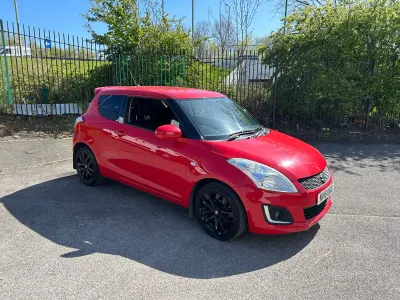 Usado Suzuki Swift SZ-L 94 HP (69 kW) 2016 Vermelho Citadino