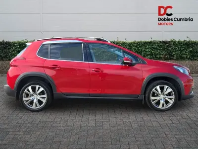 Używany Peugeot 2008 Allure 100 KM (73 kW) 2016 Czerwony SUV