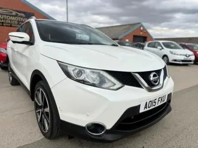 Used Nissan Qashqai Tekna 115 HP (84 kW) 2015 White SUV