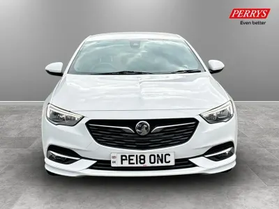 Used Vauxhall Insignia Sport 163 HP (119 kW) 2018 White Hatchback