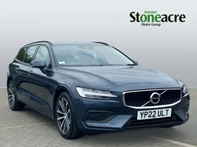 Używany Volvo V60 Momentum 163 KM (119 kW) 2022 Niebieski Kombi